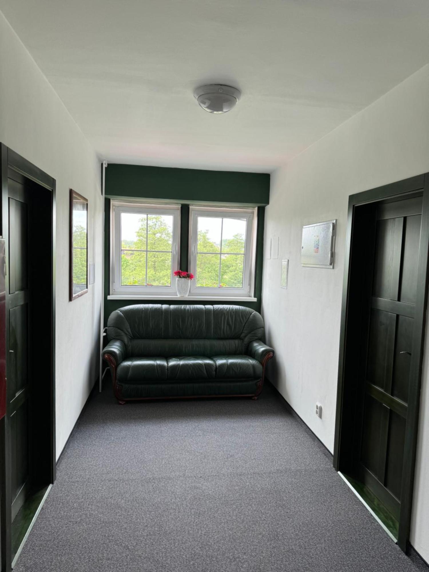 Pension U Draka Karlsbad Exteriör bild