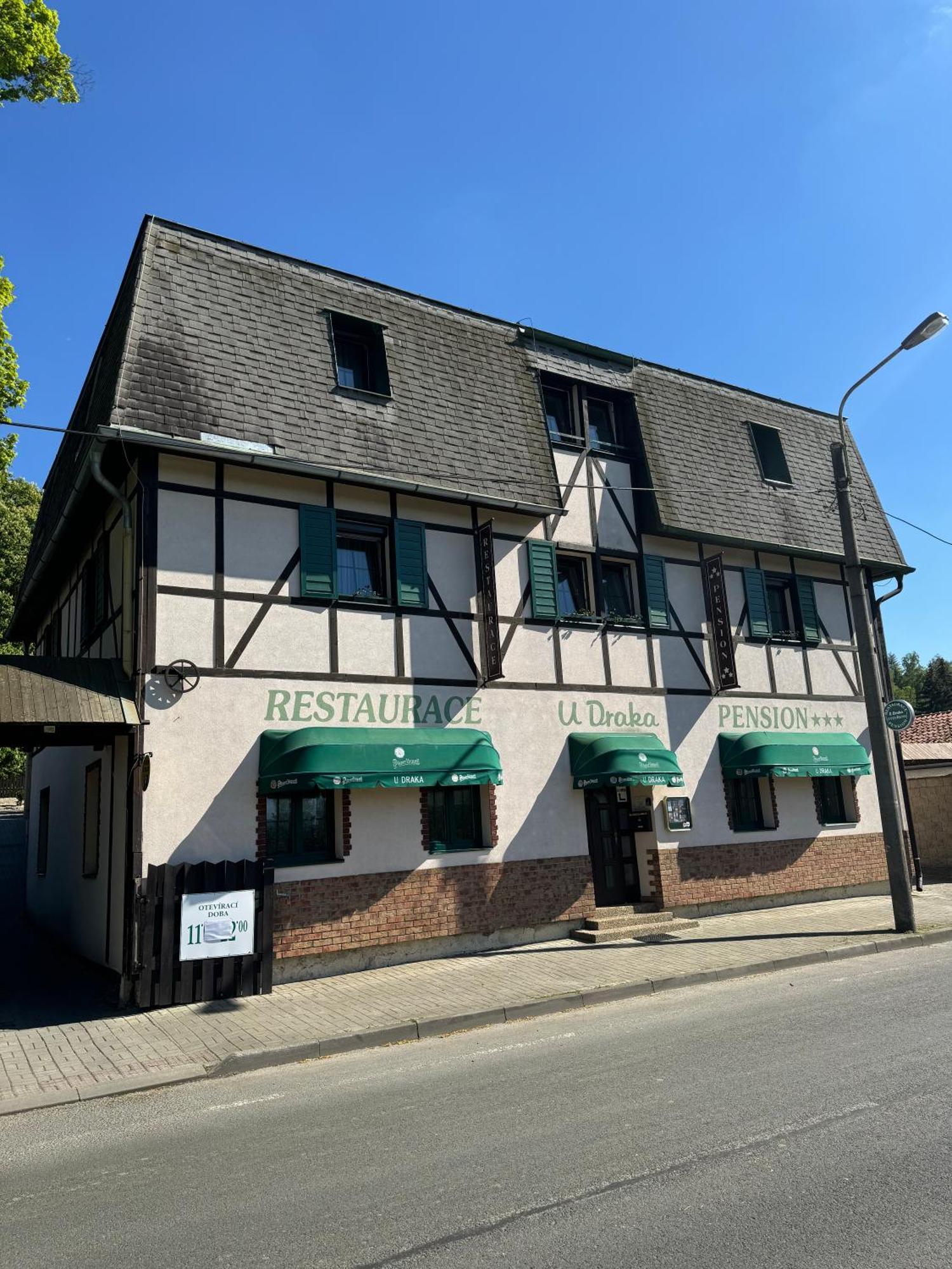 Pension U Draka Karlsbad Exteriör bild