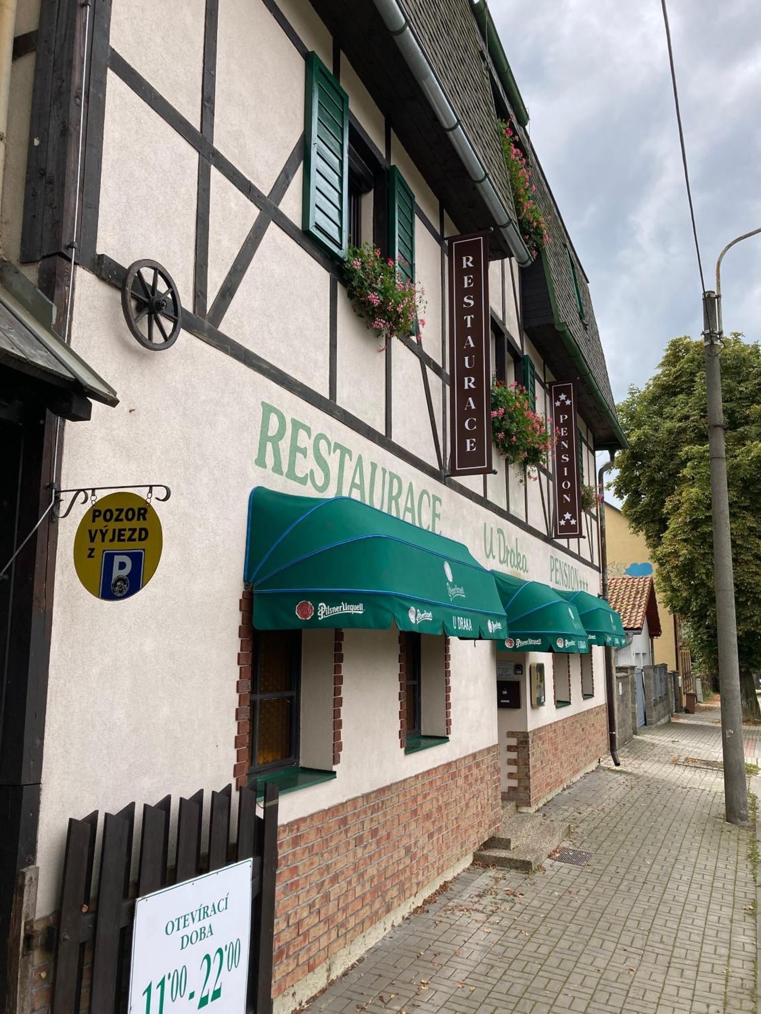 Pension U Draka Karlsbad Exteriör bild